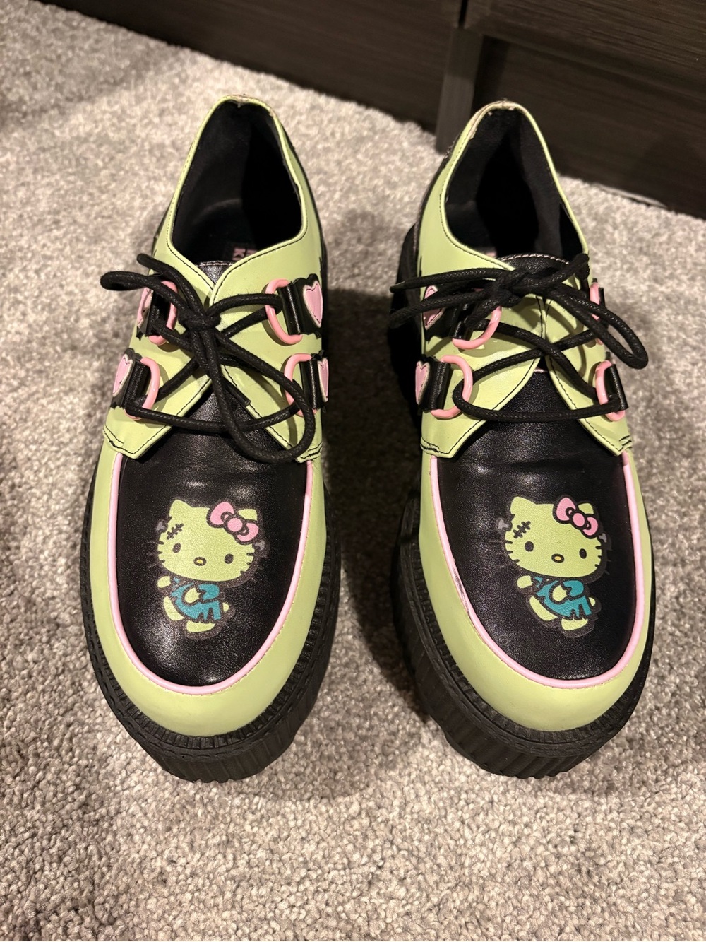 YRU Shoes x Hello Kitty Super Kreep Frankie Creepers - Picture 2 of 11